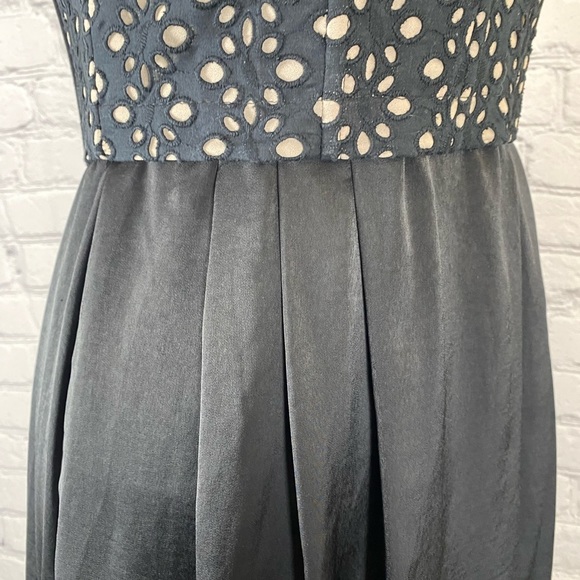 BCBG Max Azria Dress size 2 EUC - Picture 7 of 11